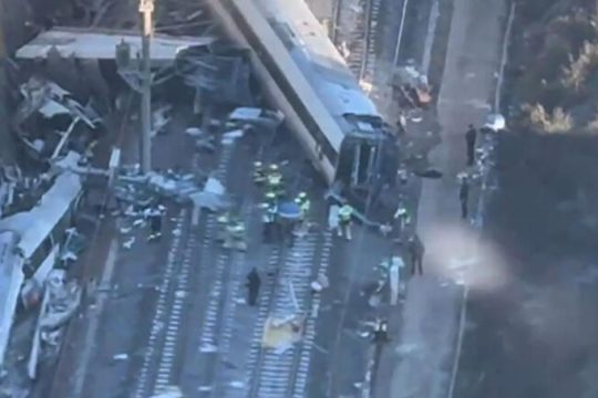 Δύο παρόμοιες τραγωδίες, δύο διαφορετικοί κόσμοι
